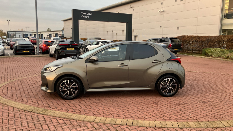 Toyota Yaris 1.5 Hybrid Design 5dr CVT Hybrid Hatchback